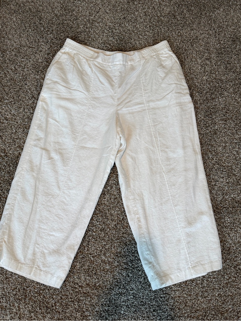 Nine West White Pull-On Crop Pants